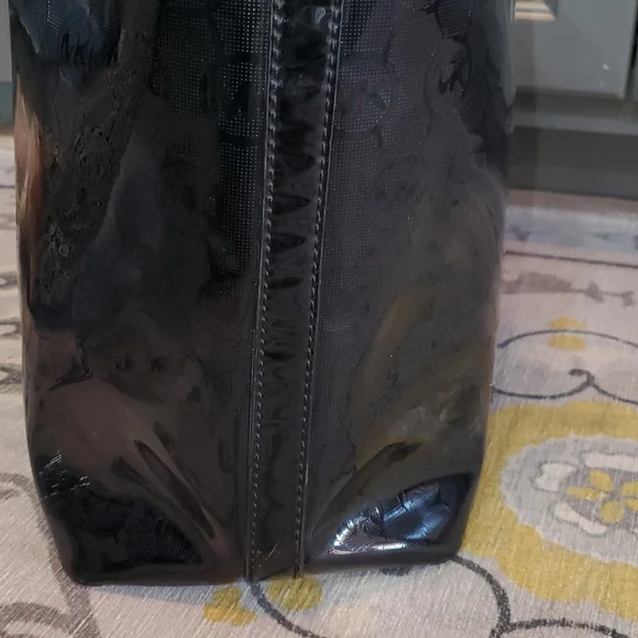 Michael Kors Black Patent Tote and Estee Lauder Bag⚜️🖤⚜️ - Picture 12 of 13